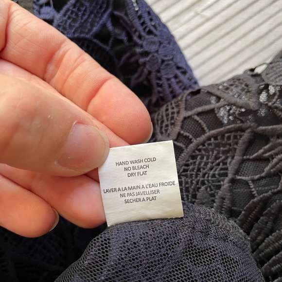 Sheer embroidered sleeveless top by Deletta from Anthropologie - Picture 5 of 7